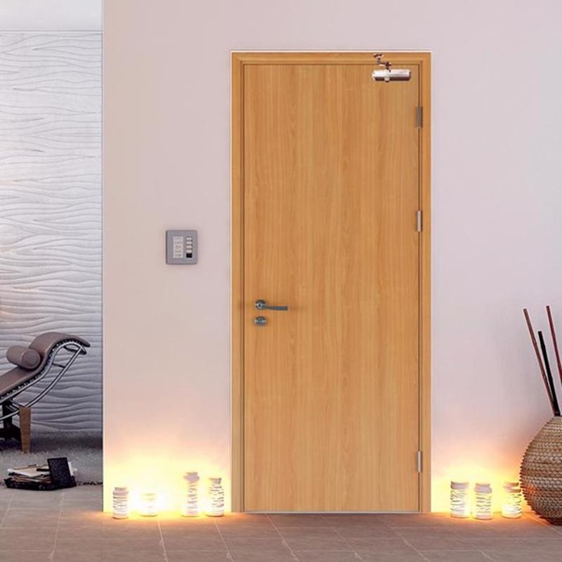 Cửa gỗ cách âm chống cháy được dùng làm cửa phòng ngủ